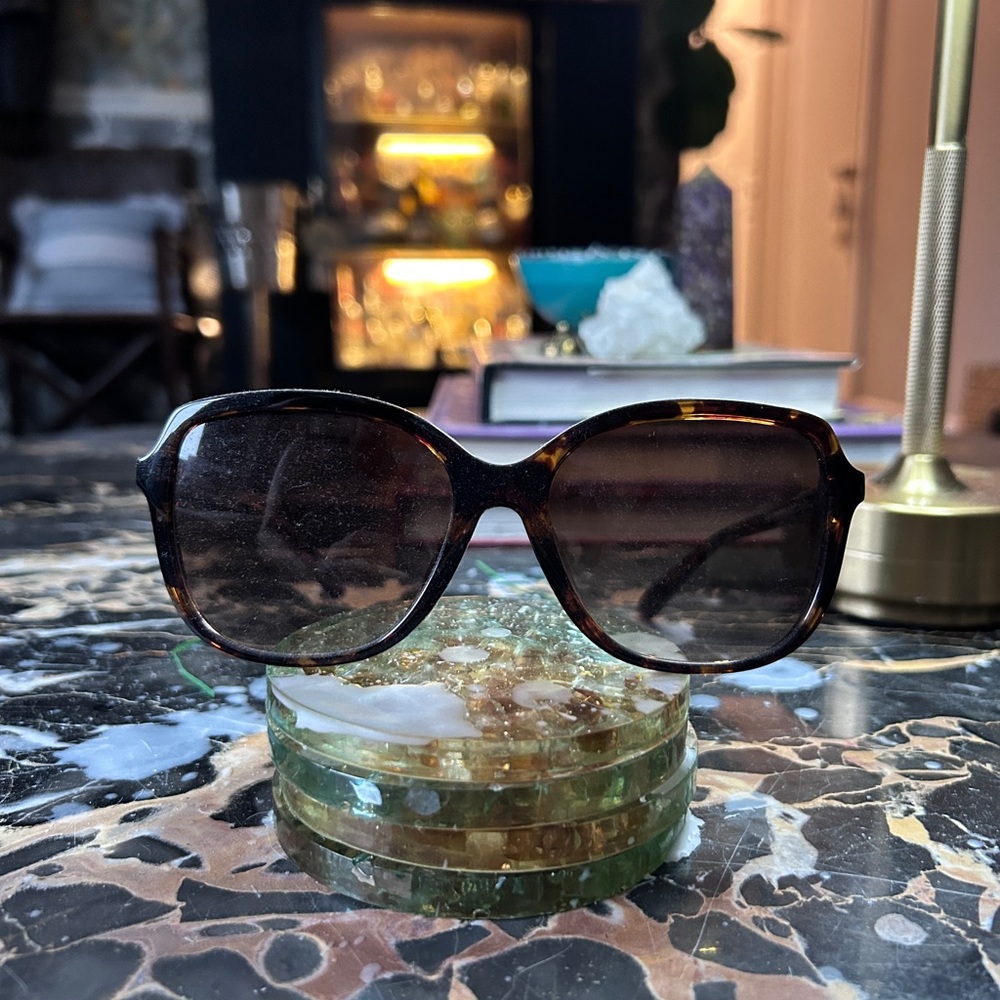 COACH Brown TortoiseSunglasses